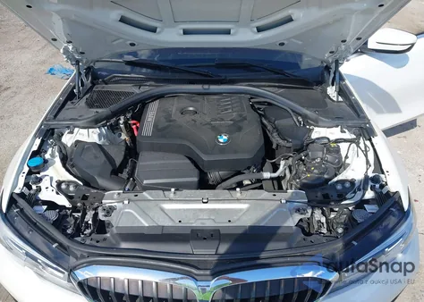 2021 BMW 330I z USA, uszkodzony, nr VIN 3MW5R1J0XM8B53302